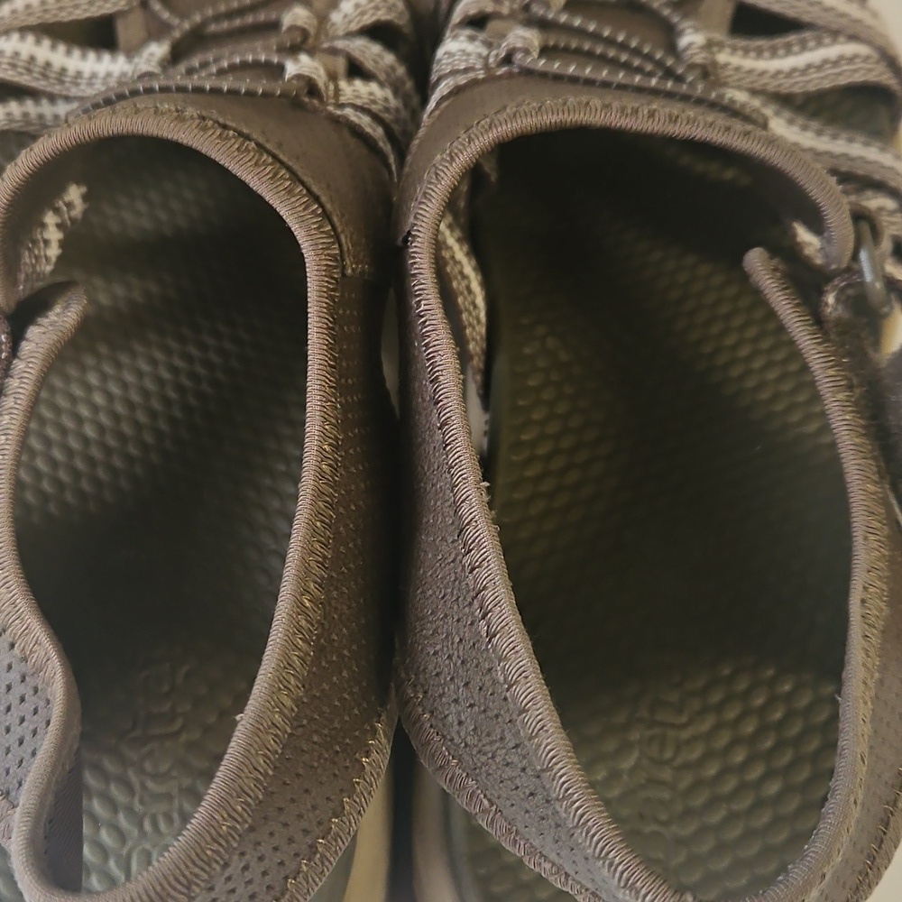 Baretraps- Sandals Women's 8M Khaki Lana, Hook & Loop - Picture 5 of 10